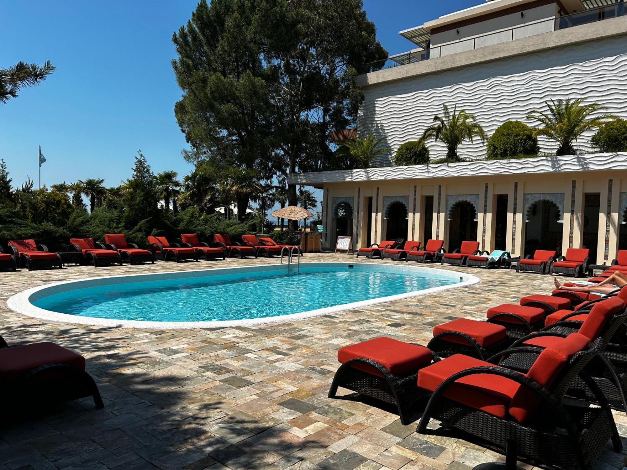 Cемейный Номер С Балконом На 4 Чел Dreamland Oasis Chakvi Exteriör bild